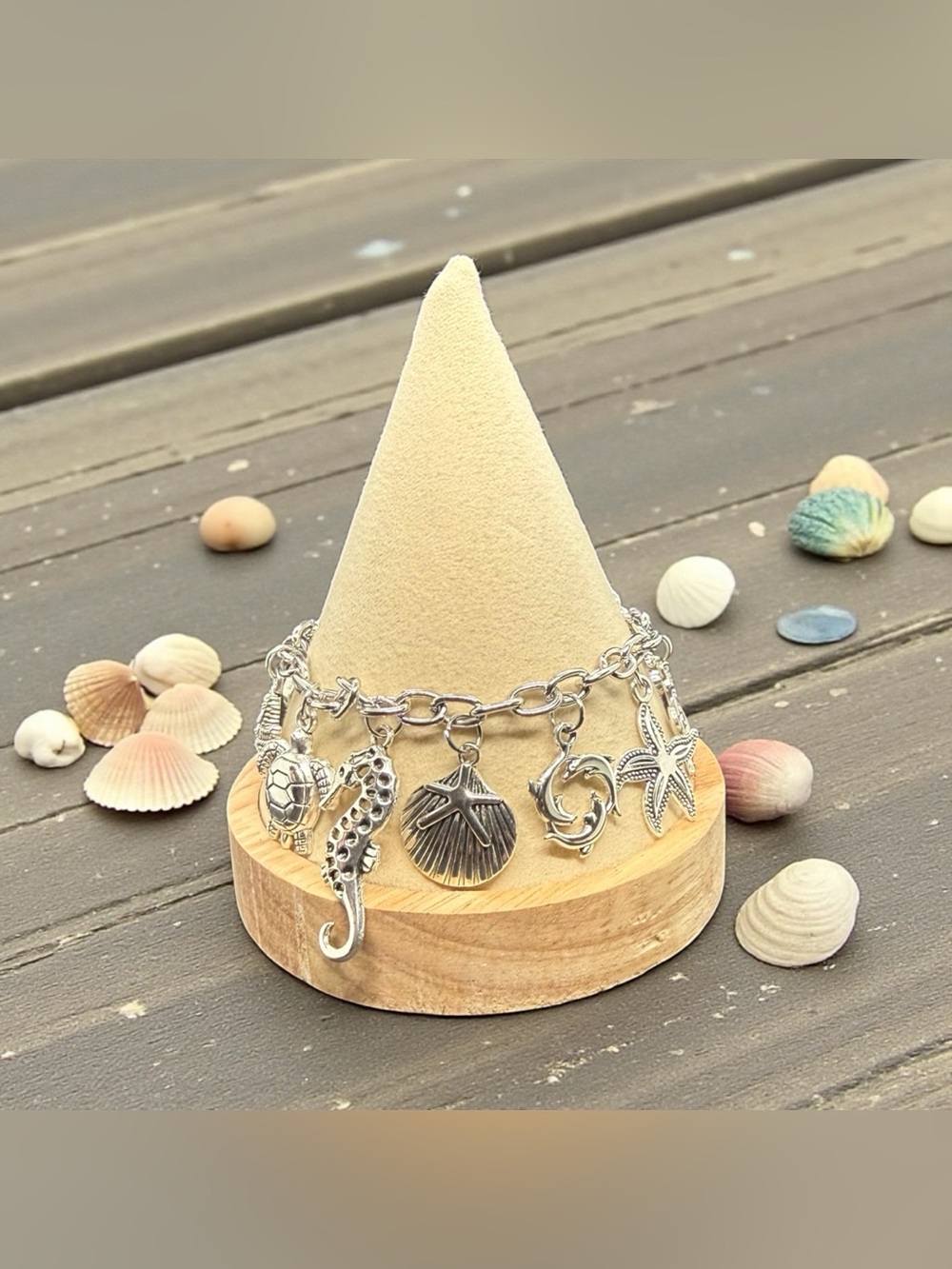 🌊Ocean Themed Silver-Tone Charm Bracelet with Toggle Clasp/NWOT🌊